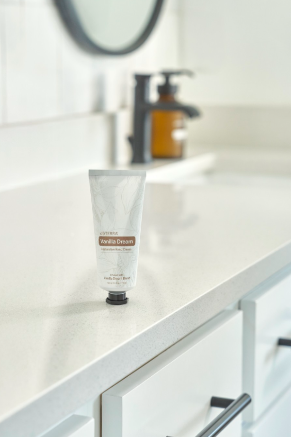 Vanilla Dream Restorative Hand Cream